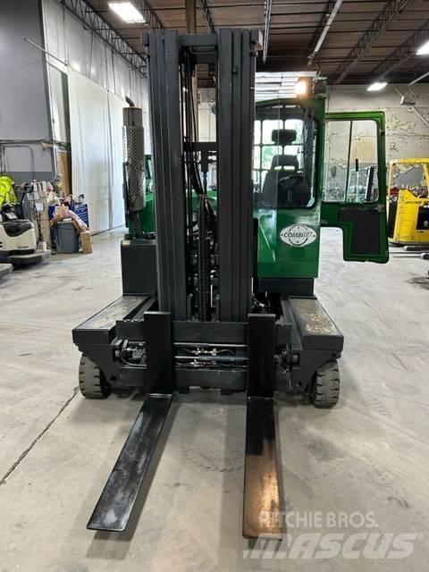Combilift C 6000 Middelsløftende plukketruck