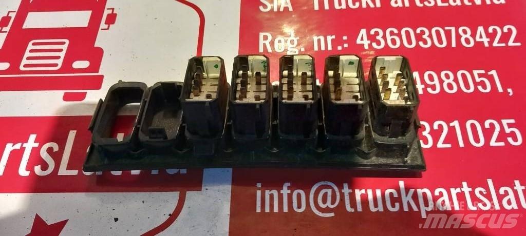 Scania R 420.   1421851 Førerhus og Interiør