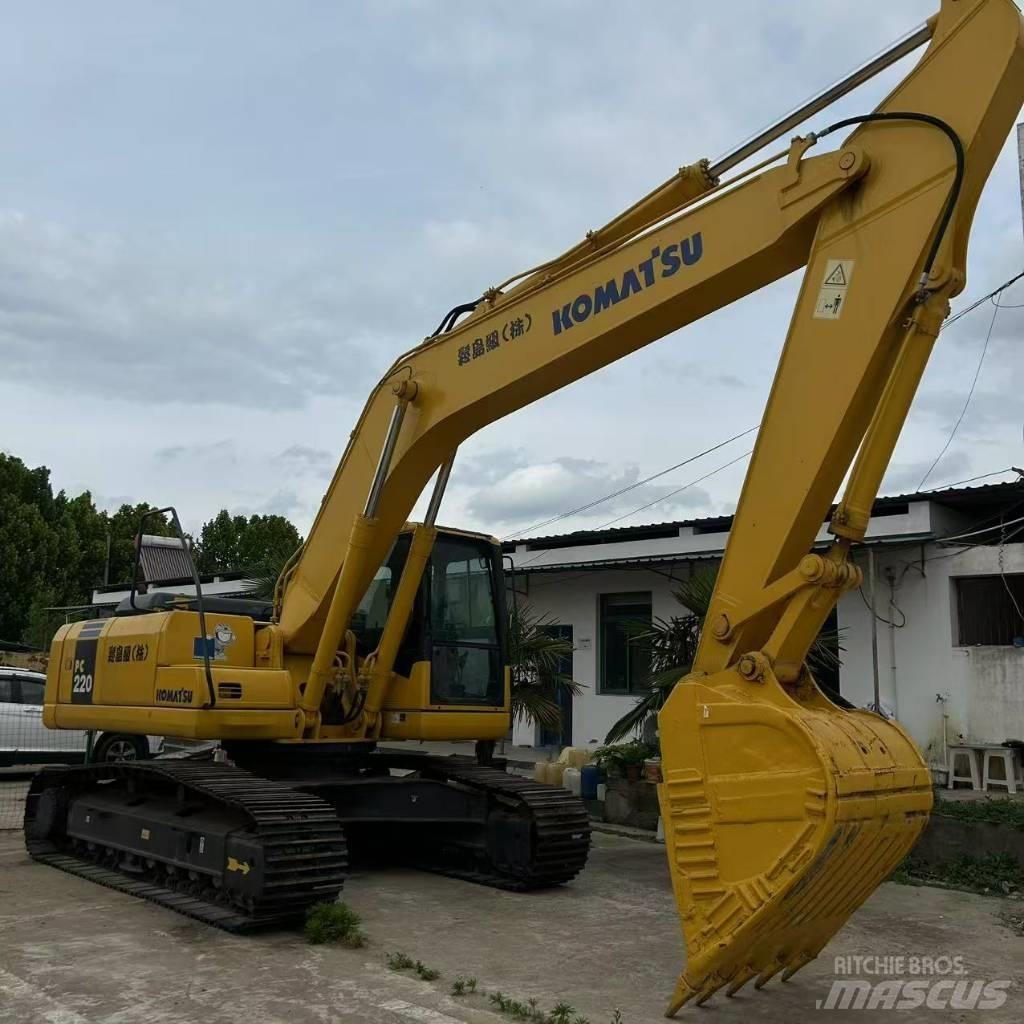 Komatsu 220-7 Beltegraver