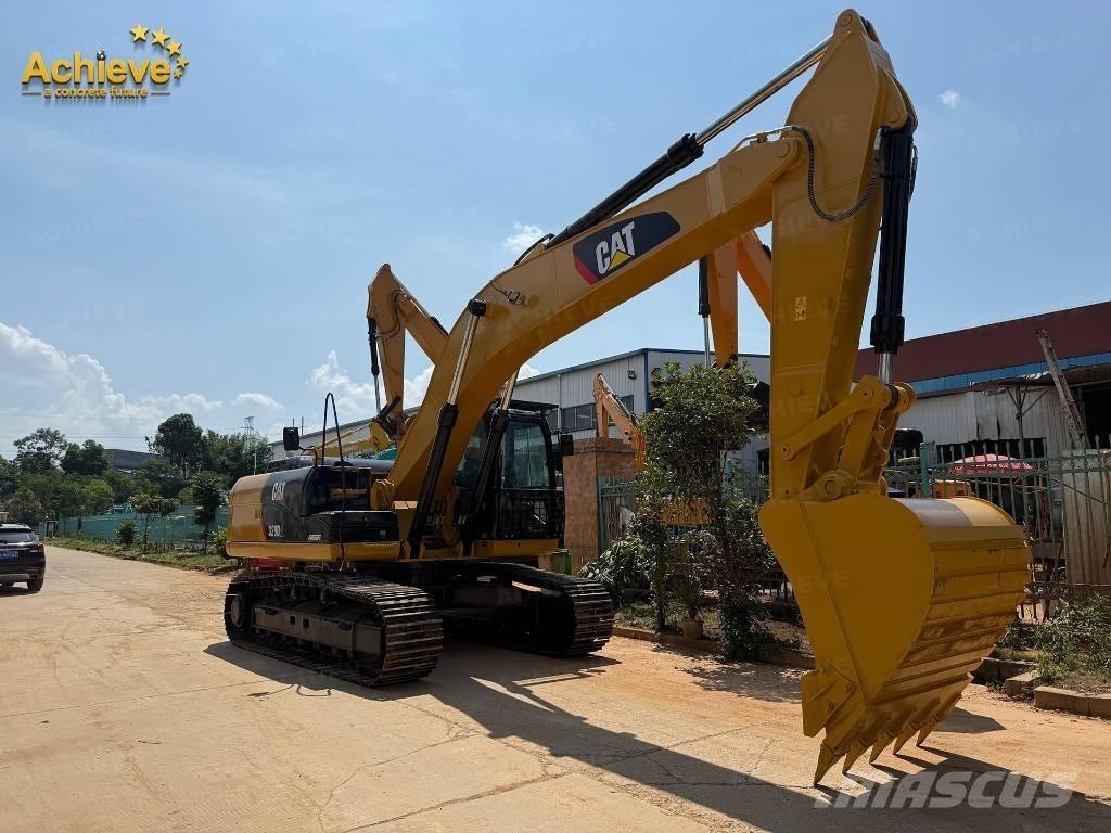 CAT 329 D2L Beltegraver