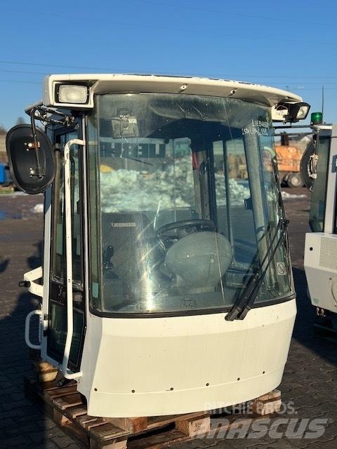 Liebherr L 538 CAB Førerhus og Interiør