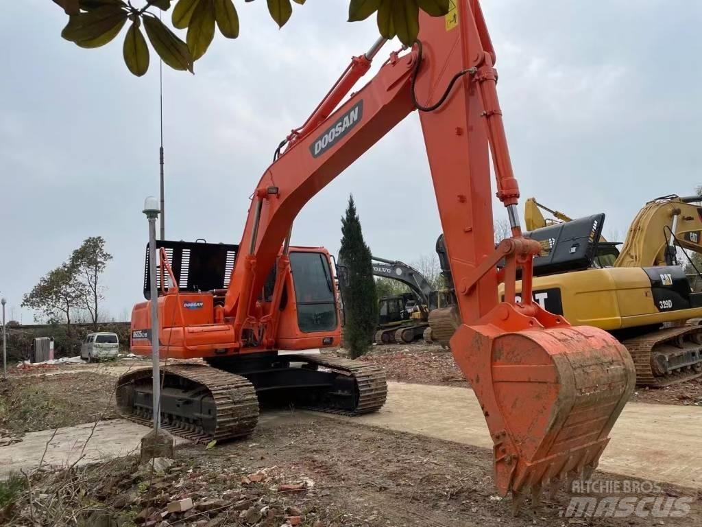 Doosan DH225LC-9E Beltegraver