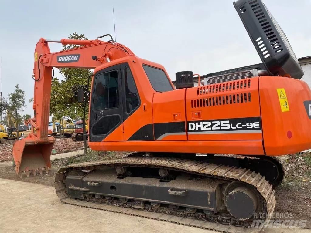 Doosan DH225LC-9E Beltegraver