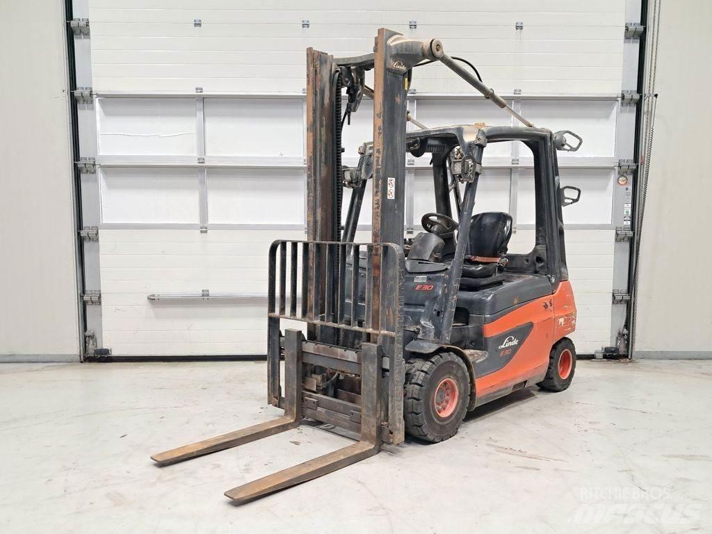 Linde E30-01 Elektriske trucker