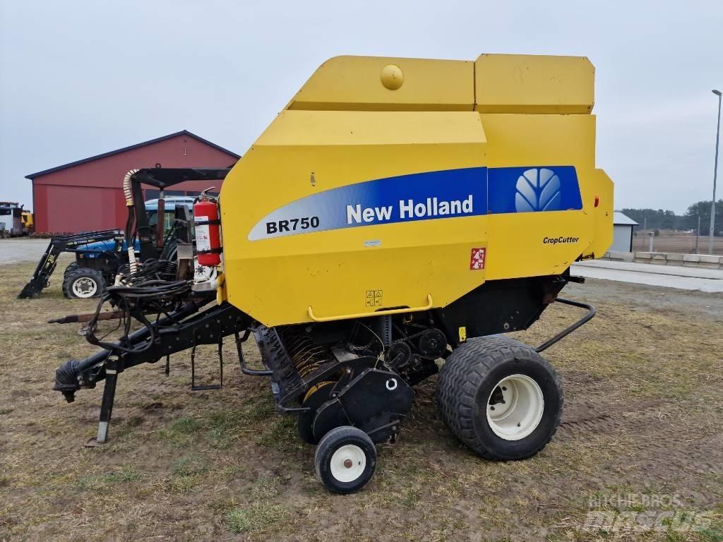 New Holland BR 750 Rundballepresser