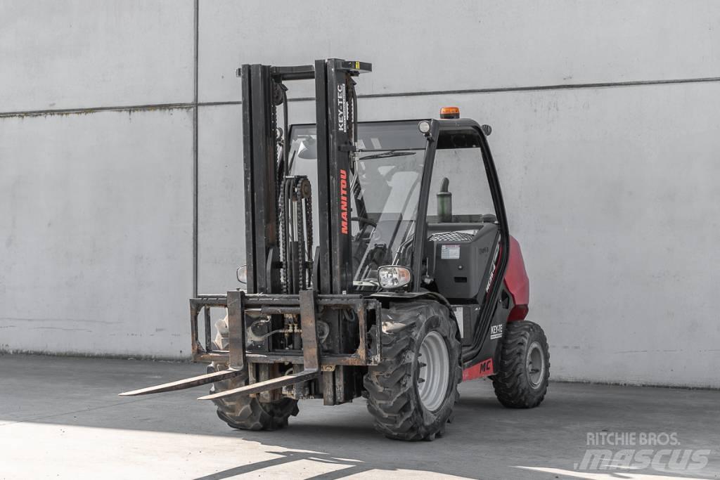 Manitou MC 25-4 Diesel Trucker