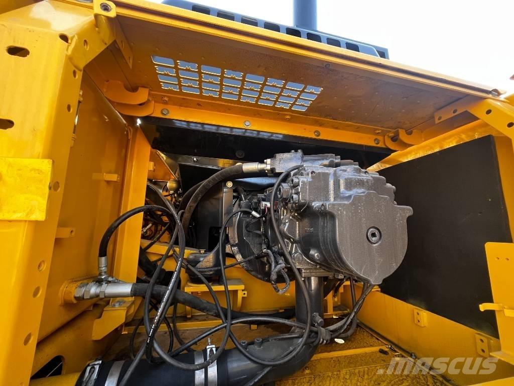 Komatsu PC 450 Beltegraver