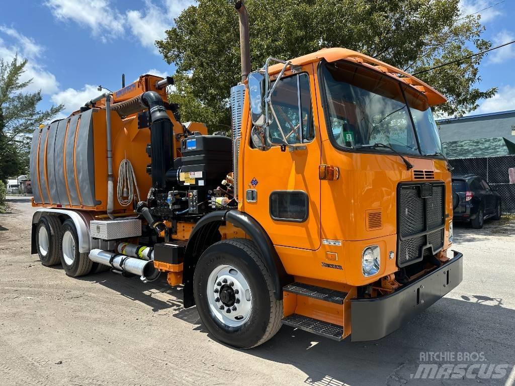 Autocar WX64 Slamsugere