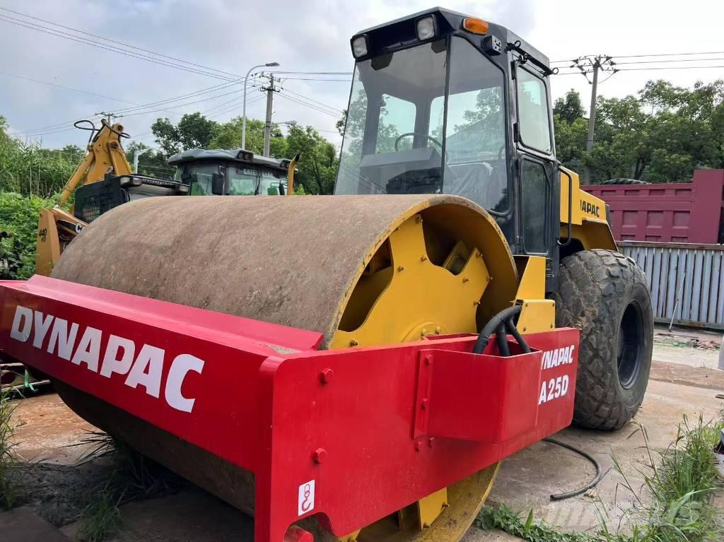 Dynapac CA25D Valsetog