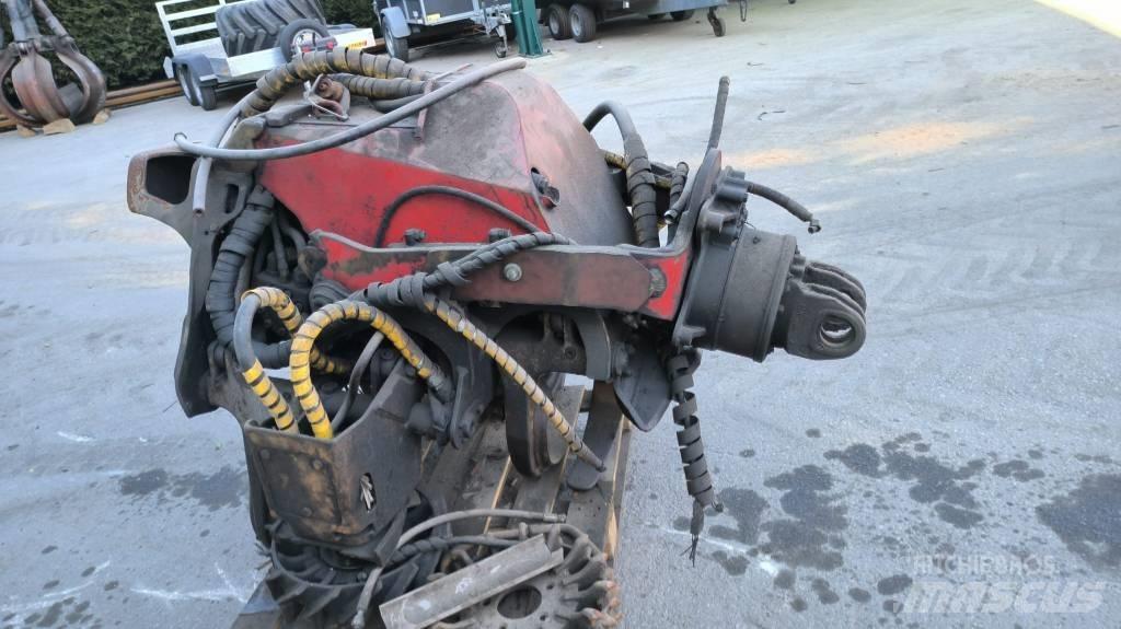 Komatsu 350 Hogstmaskiner
