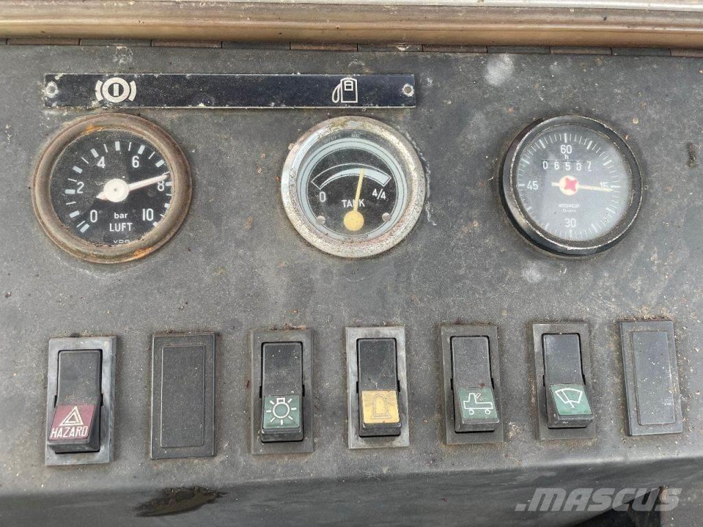Mafi R25/200V4X2F Terminaltraktor