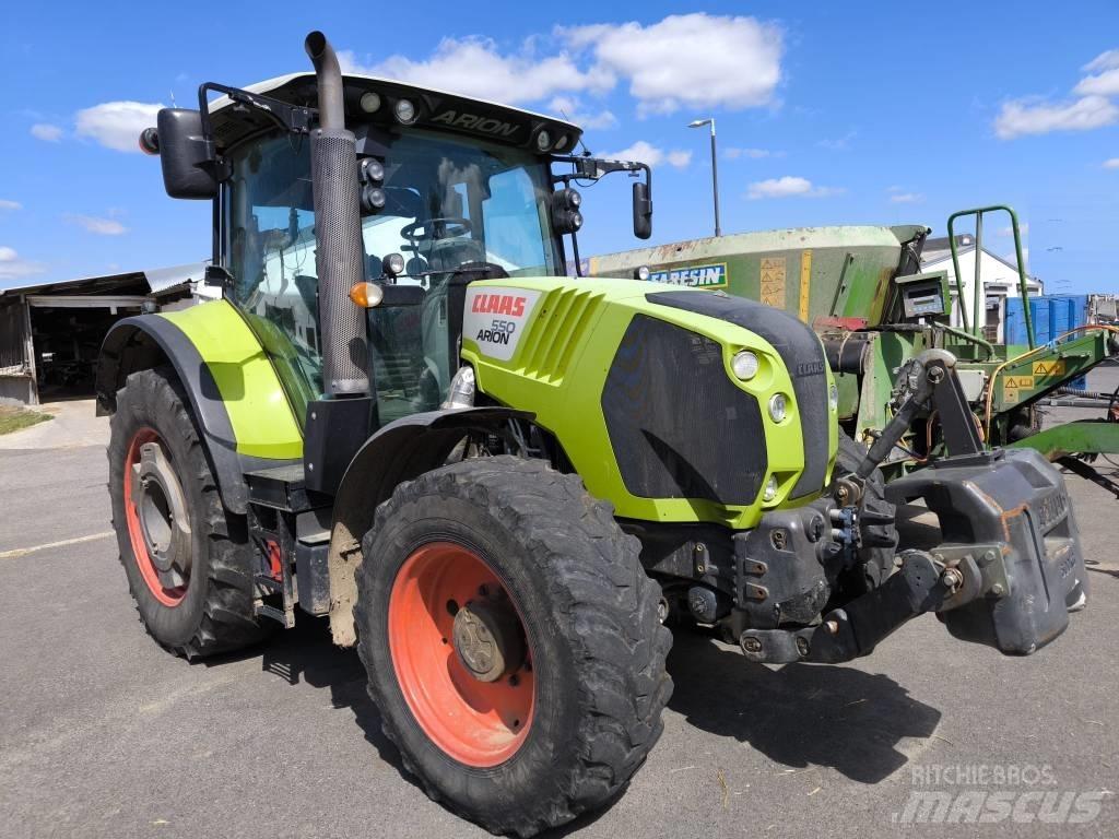 CLAAS Arion 550 Traktorer