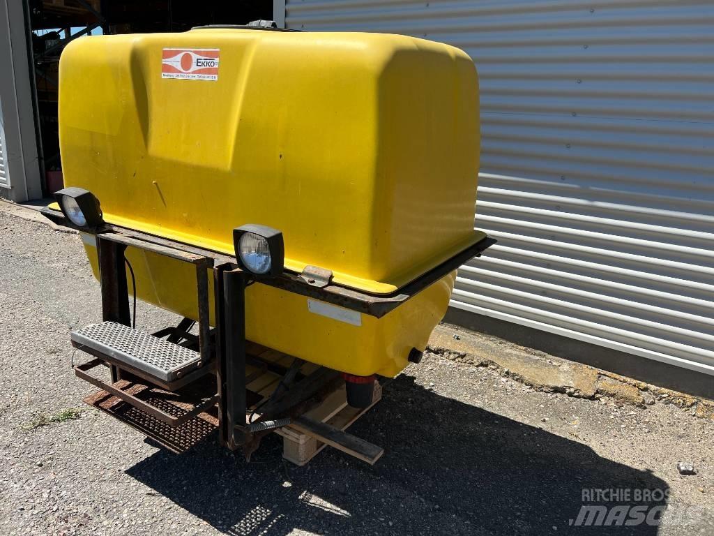 Ekko Front Tank 3-punktmonterte Sprøyter