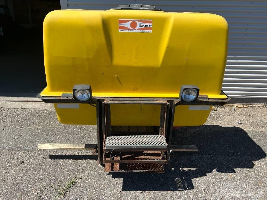 Ekko Front Tank 3-punktmonterte Sprøyter