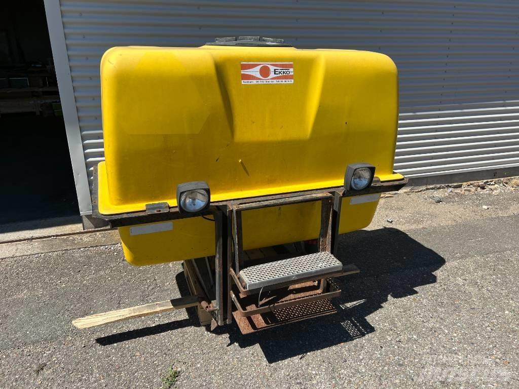 Ekko Front Tank 3-punktmonterte Sprøyter