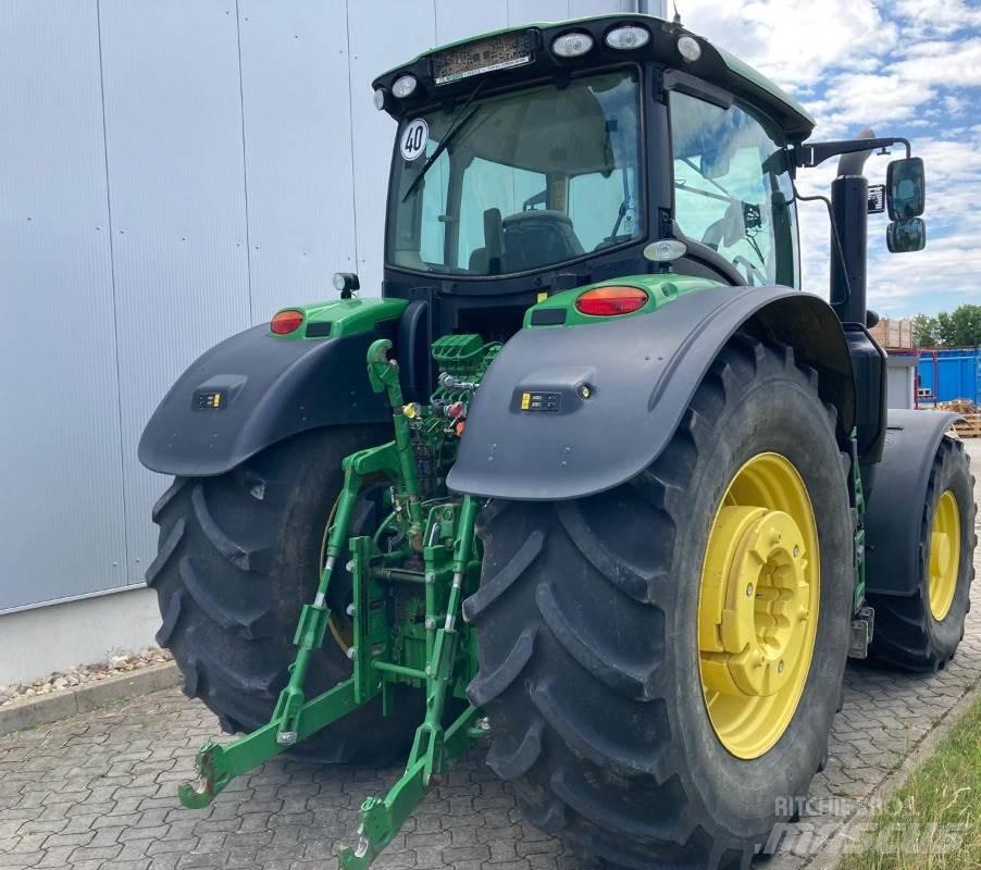 John Deere 6250R Traktorer