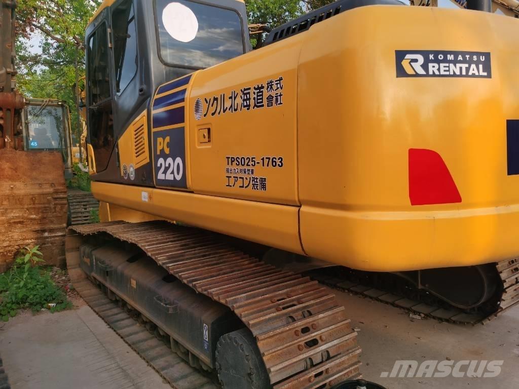 Komatsu PC 220-7 Beltegraver