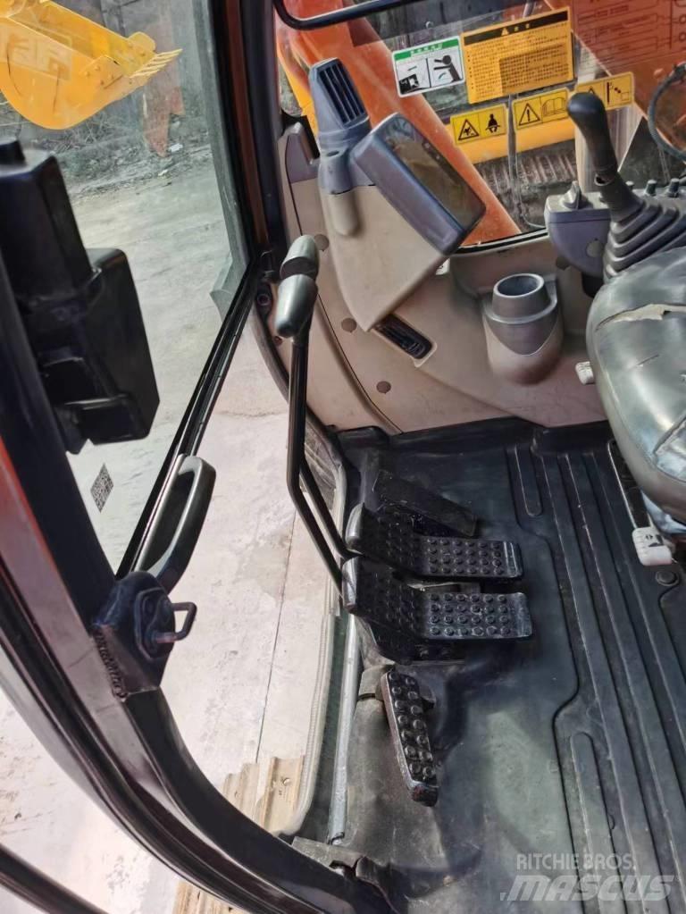 Hitachi ZX 70 Beltegraver