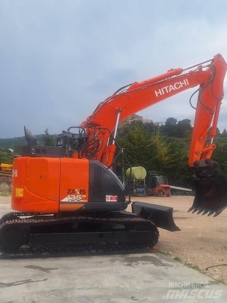 Hitachi ZX135US-6 Spesialtilpassede gravemaskiner