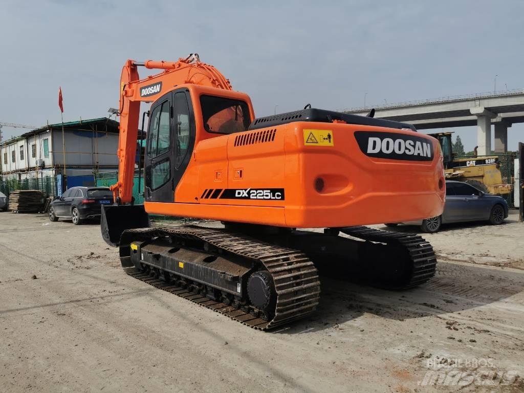 Doosan DX 225 LC Minigravere <7t