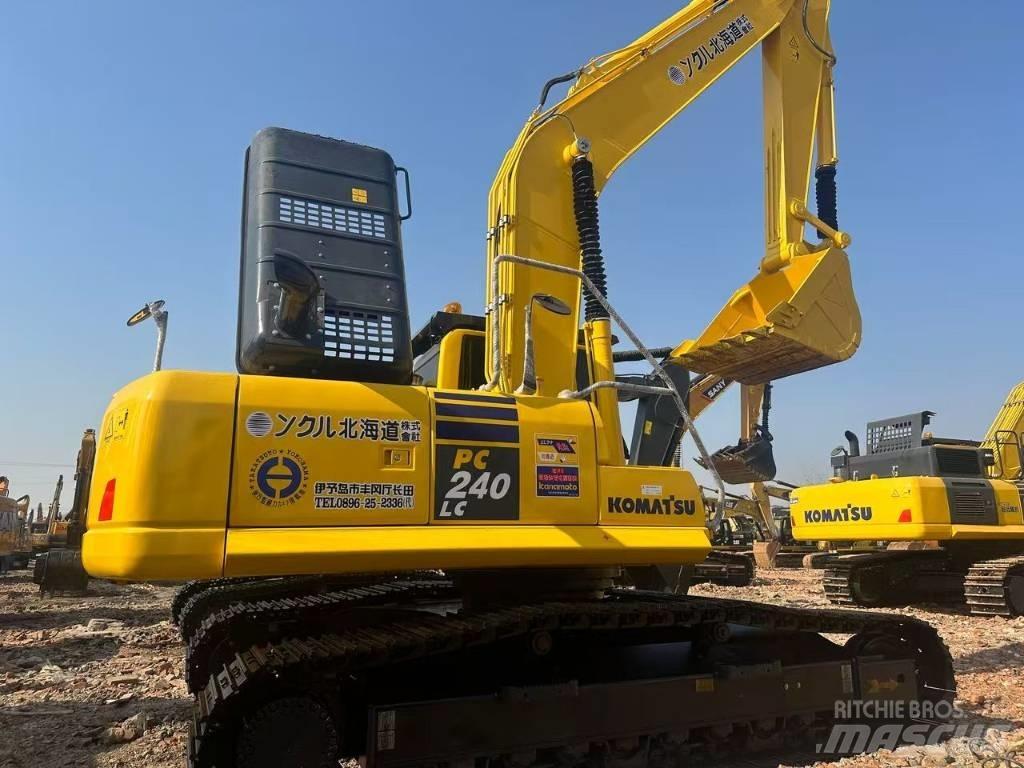 Komatsu PC 240 Beltegraver