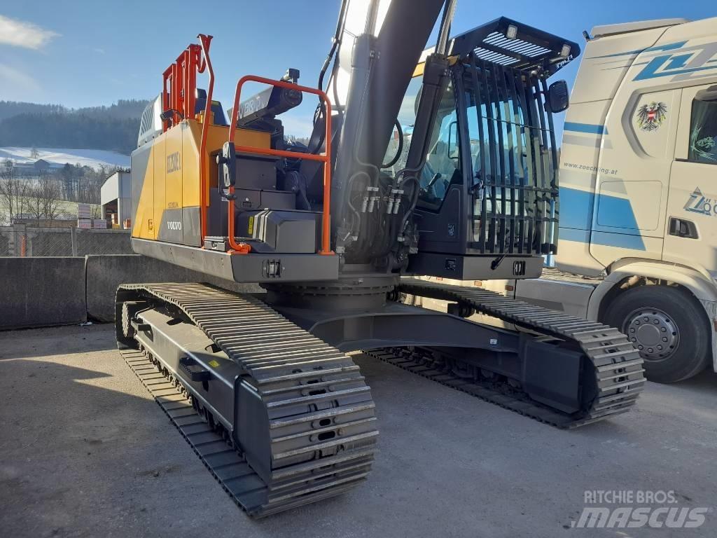 Volvo EC 250 EL Beltegraver