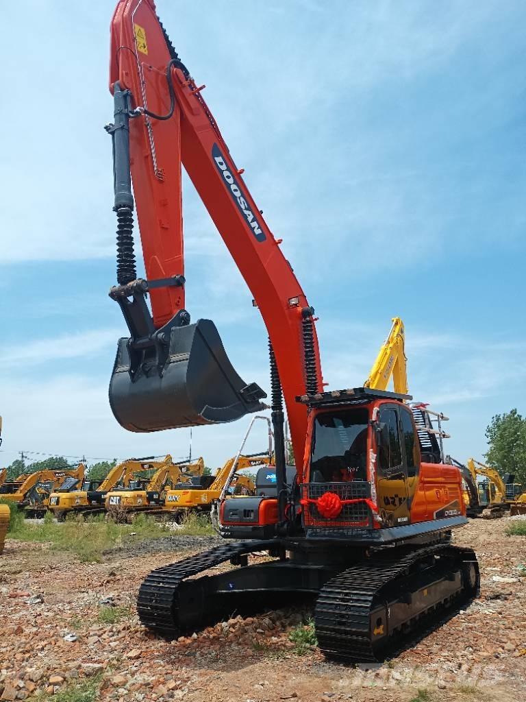Doosan DX 300 Beltegraver
