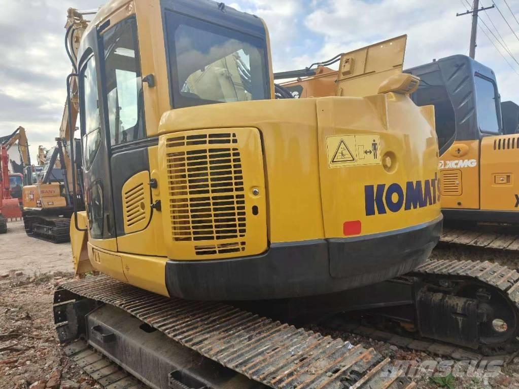 Komatsu PC 138 Beltegraver
