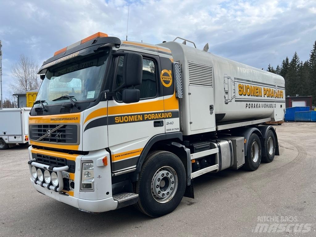 Volvo FM9 Slamsugere