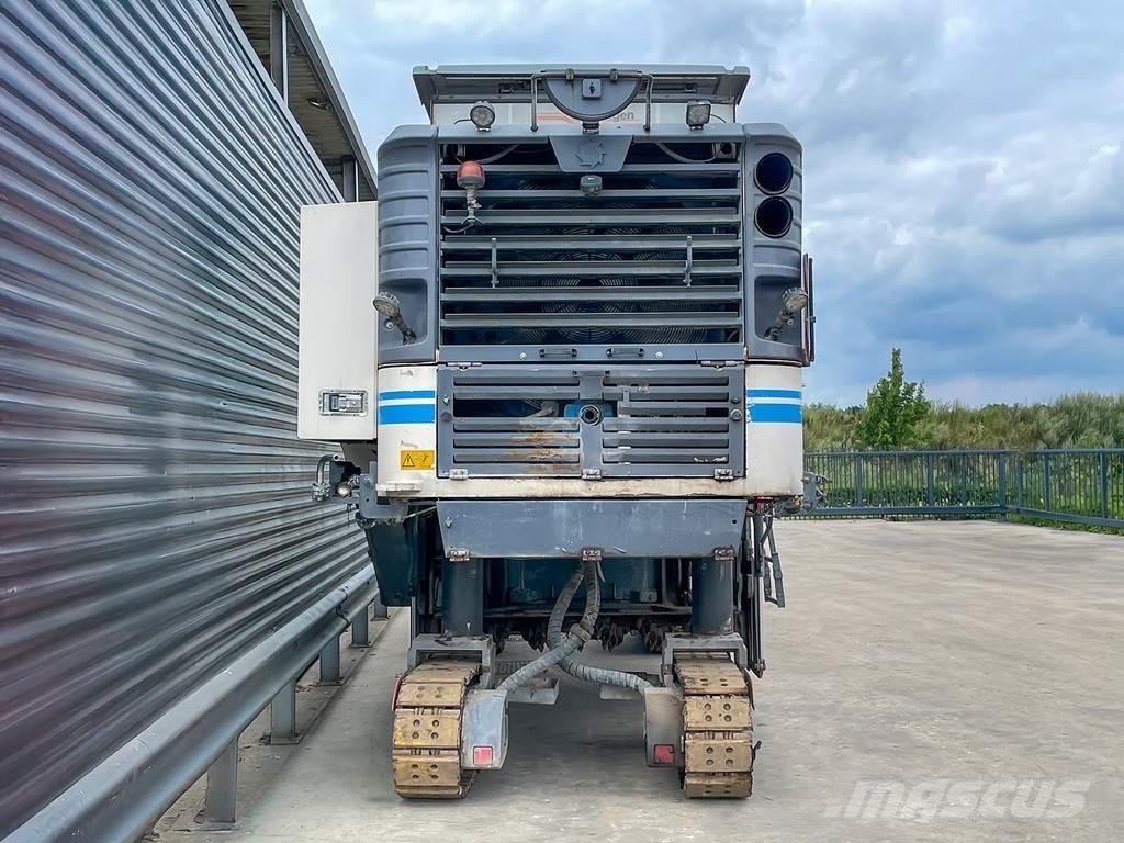 Wirtgen W 210 Asfalt-kaldfresere