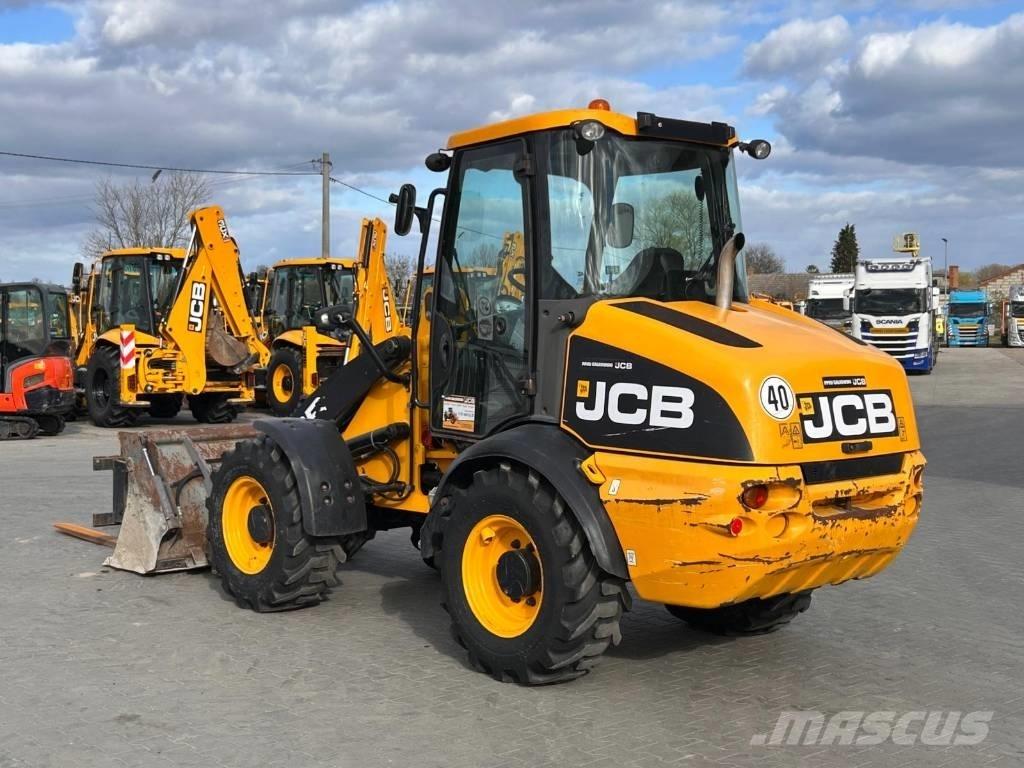 JCB 409 Teleskoplastere for Landbruk