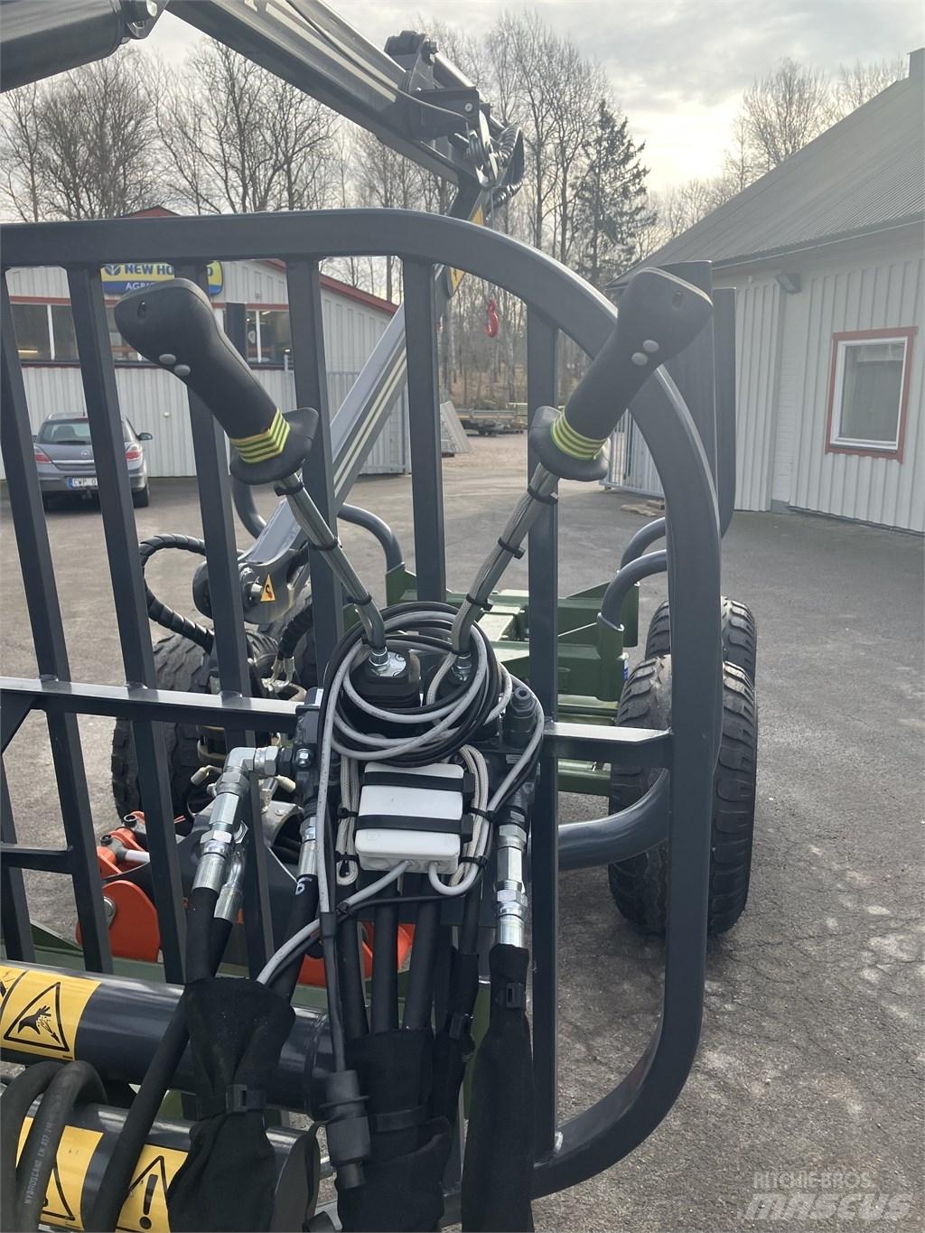 Farma T8 Skogsmaskiner - Annet