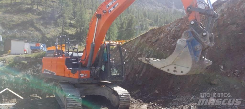 Doosan DX 235 Beltegraver
