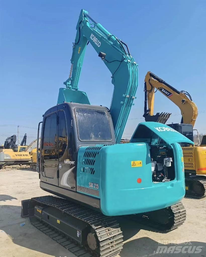 Kobelco SK 75 Beltegraver