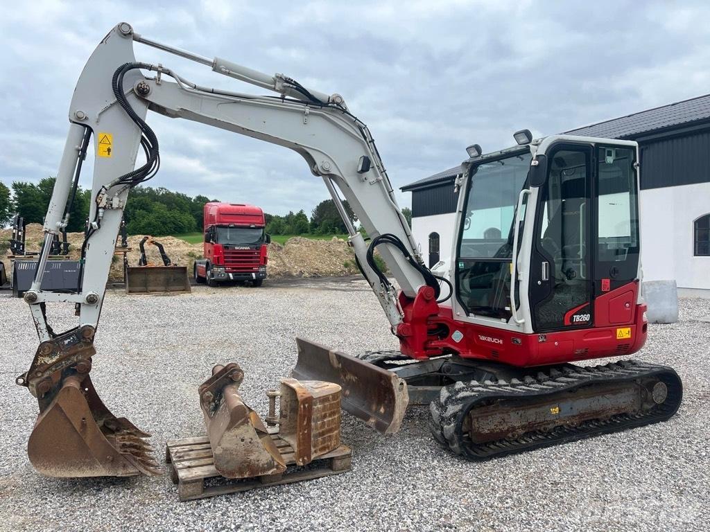 Takeuchi TB260 Minigravere <7t