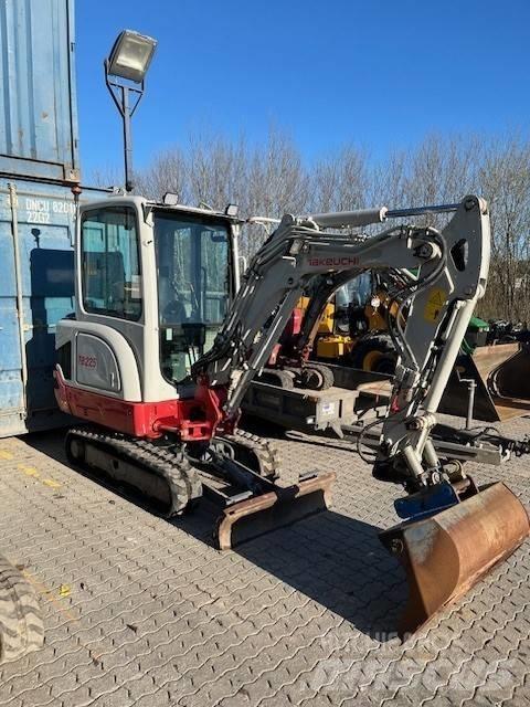 Takeuchi TB 225 Minigravere <7t