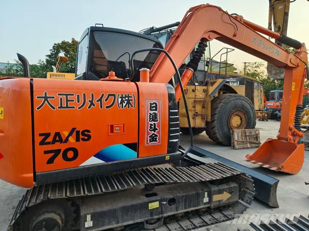Hitachi ZX 70 Midigravere 7 - 12t
