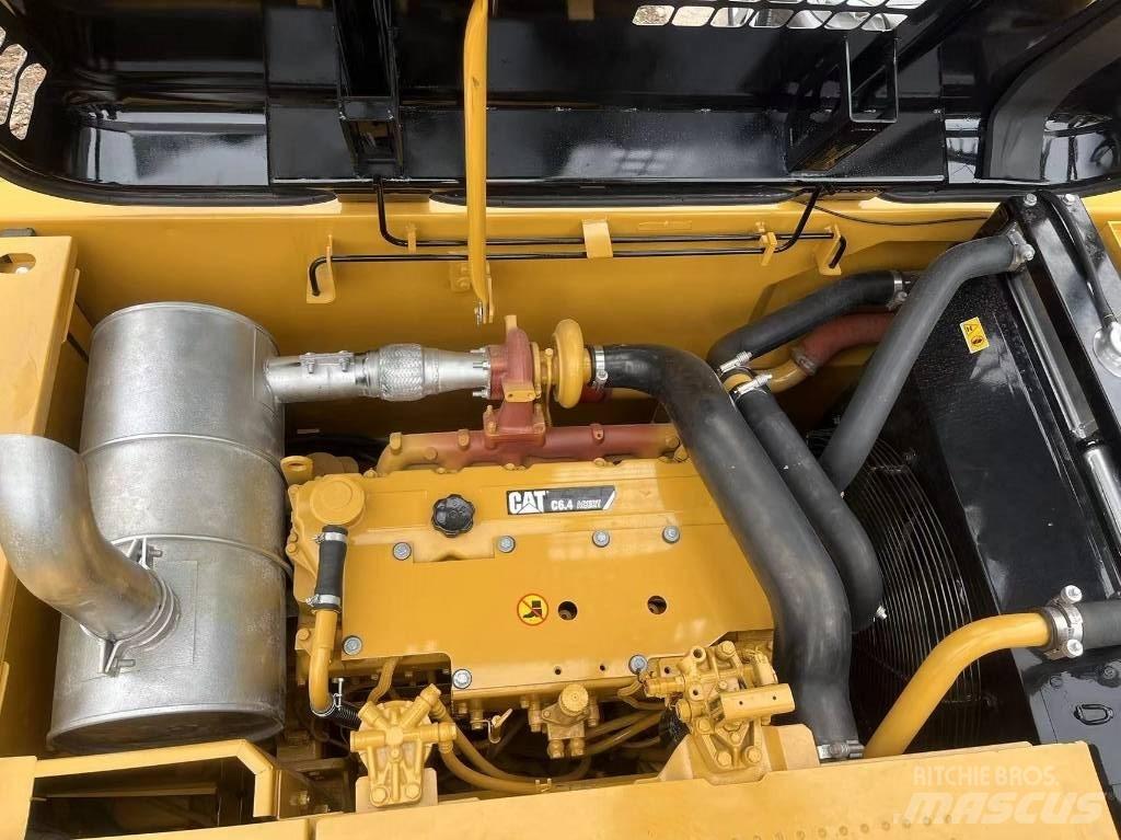 CAT 320 D2 Beltegraver
