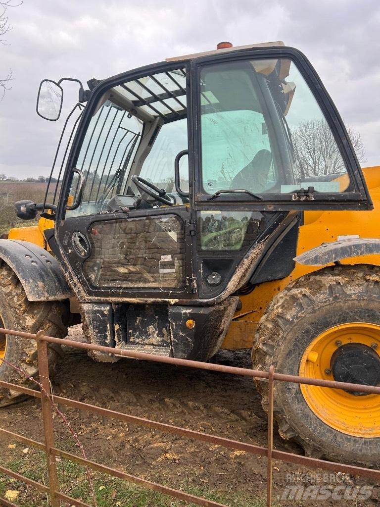 JCB 535-95 Beltegraver
