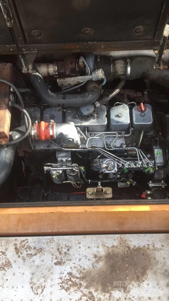 CASE WX 200 Hjulgravere