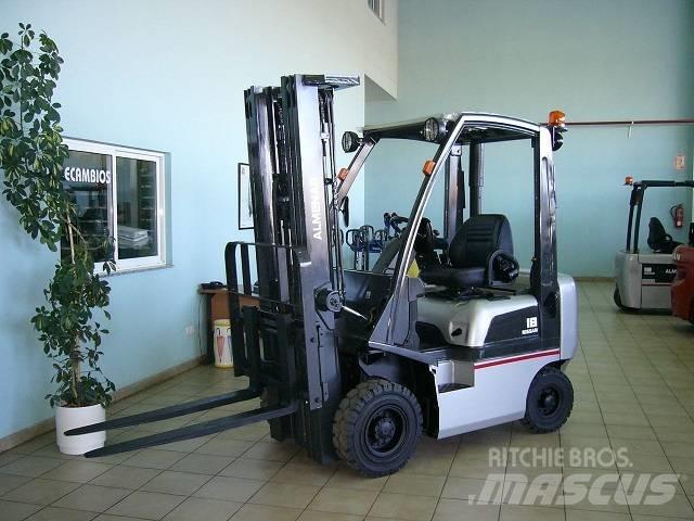 Nissan Y1D18 Diesel Trucker