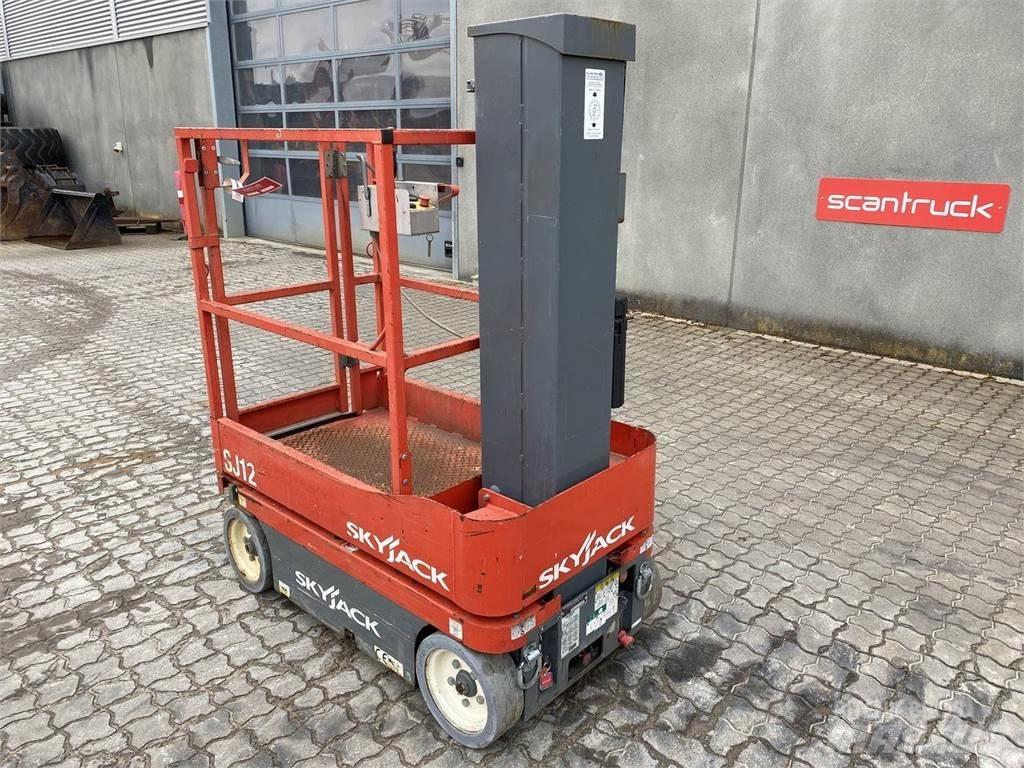 SkyJack SJ12 Personløftere