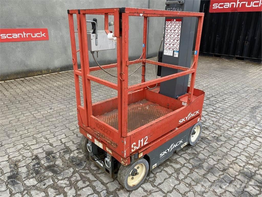 SkyJack SJ12 Personløftere