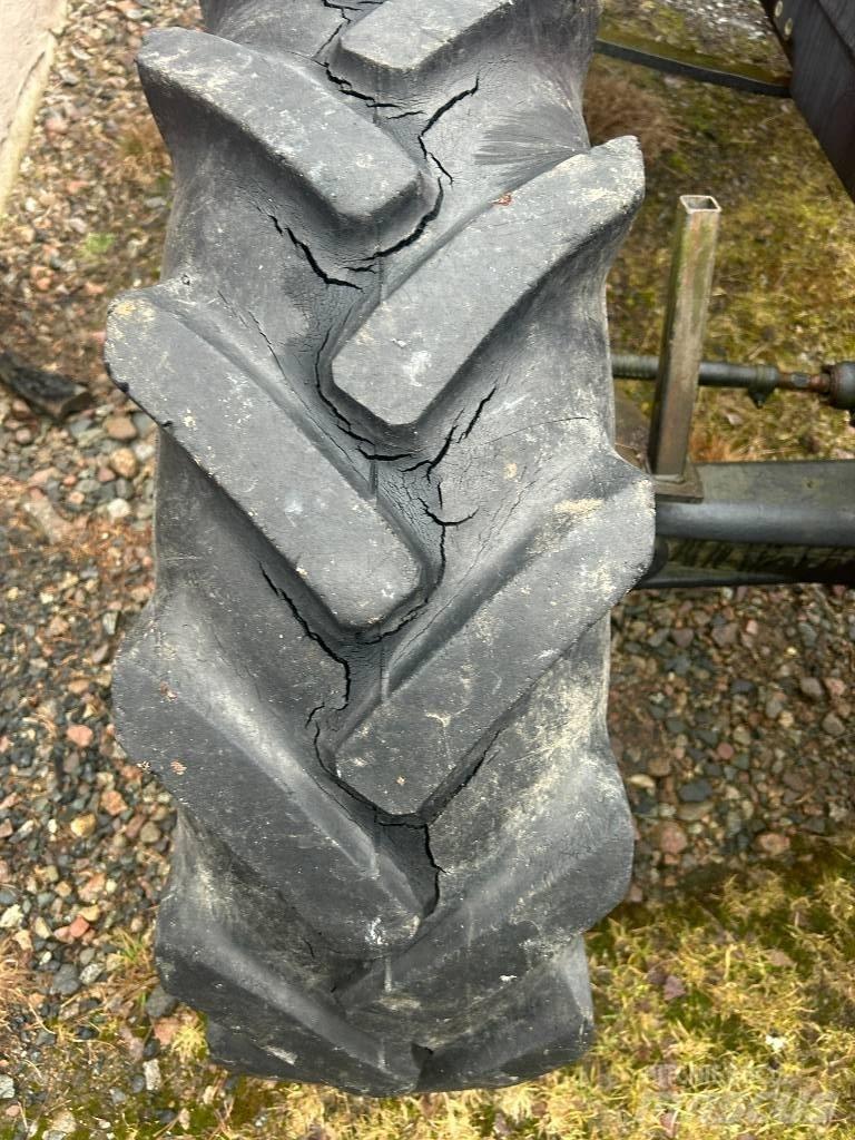Valmet 405-4 Traktorer
