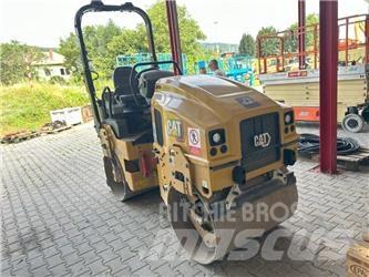 CAT CB 2.5GC Tandem Valser