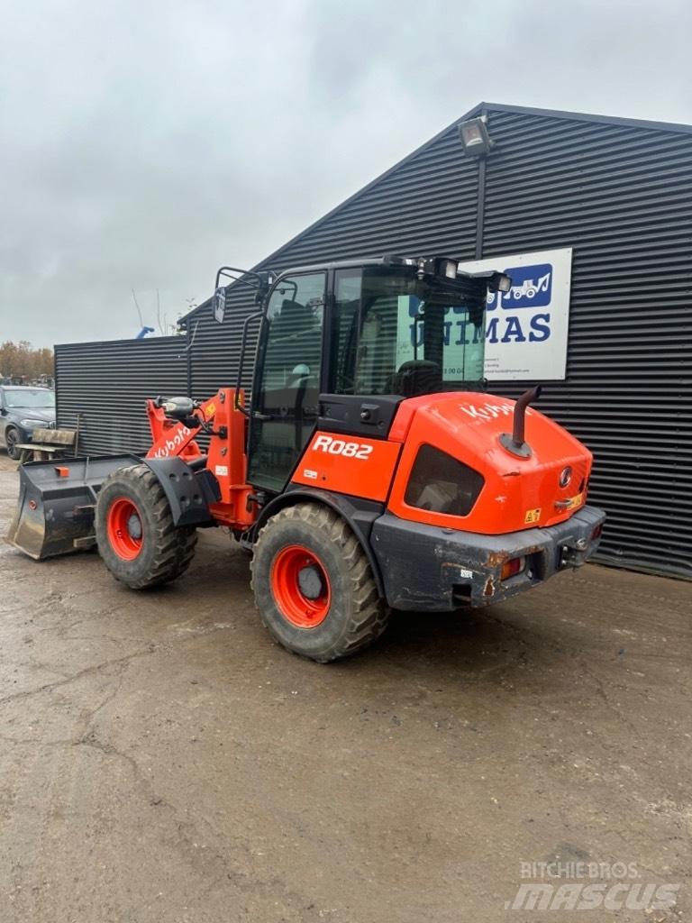 Kubota R 082 Hjullastere