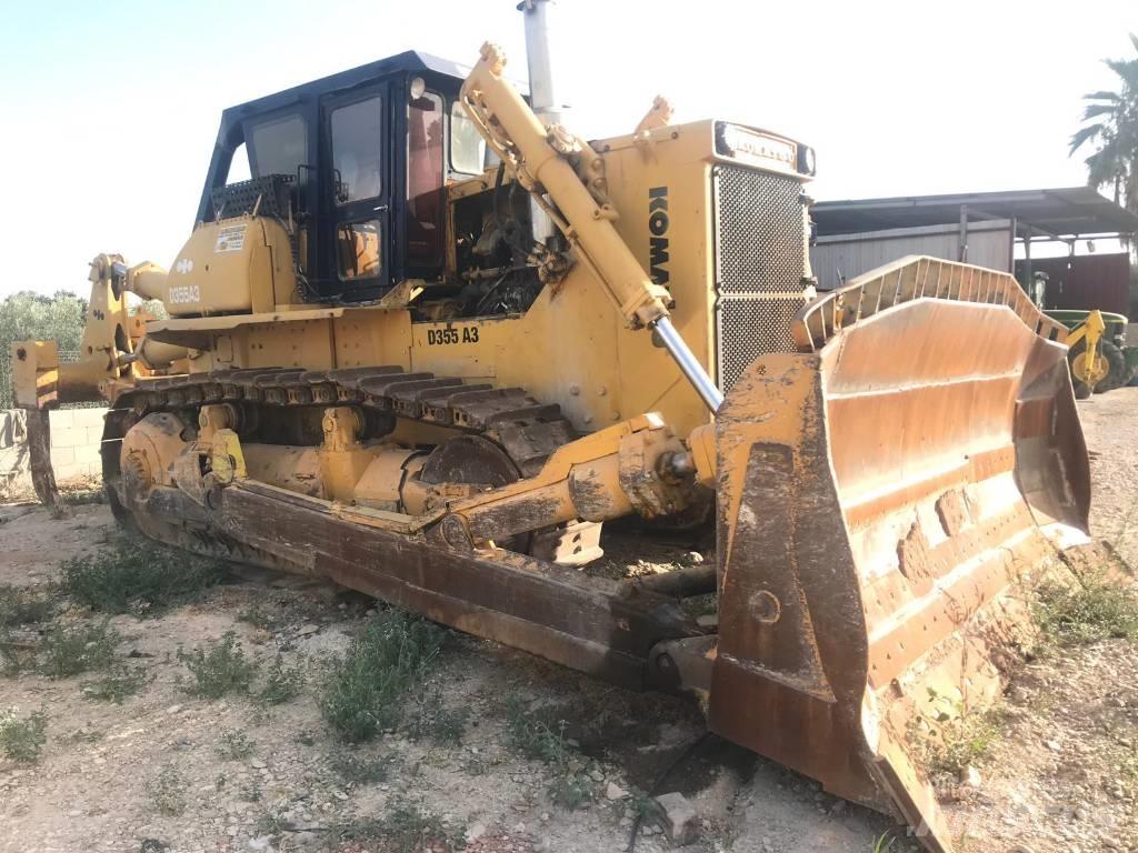 Komatsu D355A-3 Dozere Beltegående