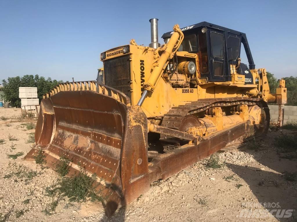 Komatsu D355A-3 Dozere Beltegående