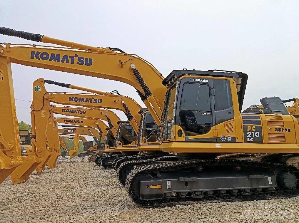 Komatsu PC 210 LC Beltegraver