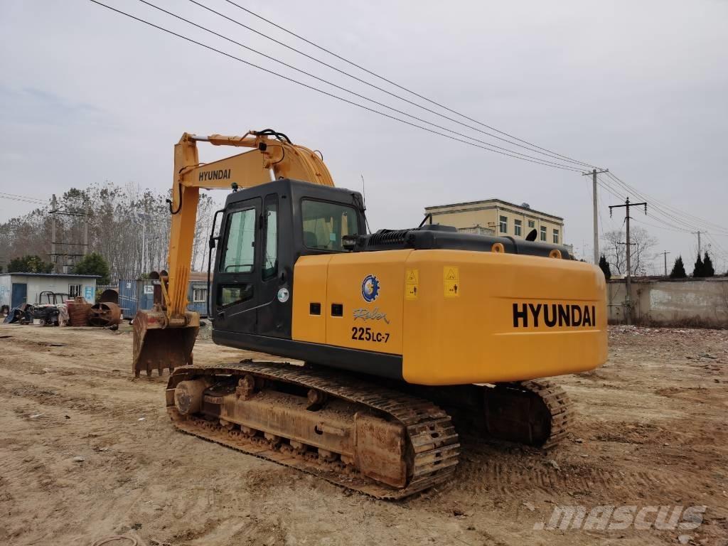 Hyundai R225LC-7 Beltegraver